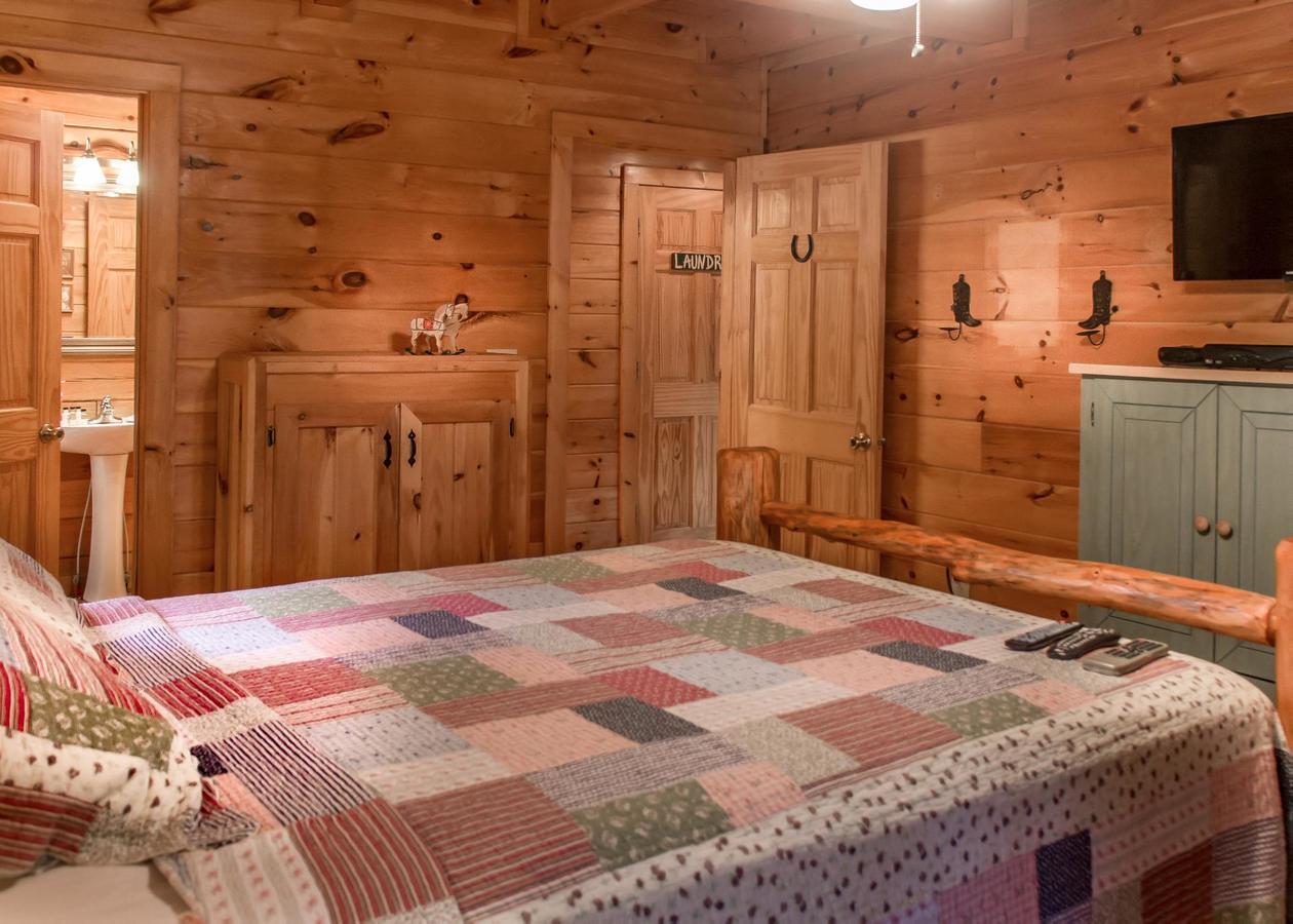 Hoot 'N Hollar #31 Villa Sevierville Dış mekan fotoğraf